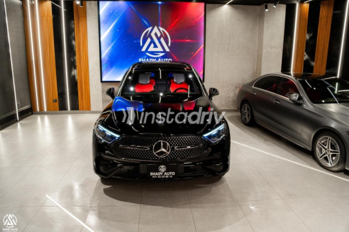 مرسيدس GLC 300 2023 أسود أوتوماتيك مستعملة للبيع في القاهرة الكبرى ( القاهرة - الجيزة) - 2