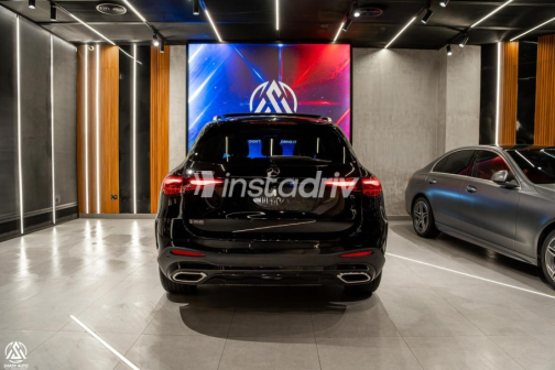 مرسيدس GLC 300 2023 أسود أوتوماتيك مستعملة للبيع في القاهرة الكبرى ( القاهرة - الجيزة) - 3