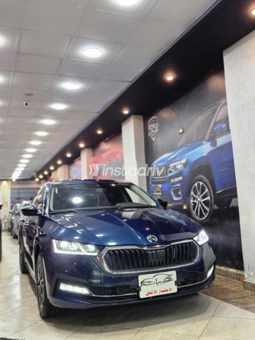 Skoda Octavia 2023 Dark Blue Automatic Used for Sale in El Mahalla - 4