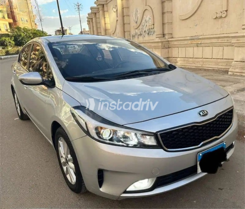 Kia Cerato 2018 Silver Automatic Used for Sale in Nasr city - 2