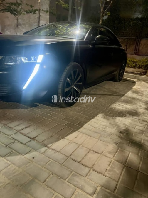 بيجو 508 2020 أزرق غامق أوتوماتيك مستعملة للبيع في الجيزة - 5