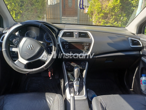 Suzuki Sx4 2016 Black Automatic Used for Sale in Cairo - 3