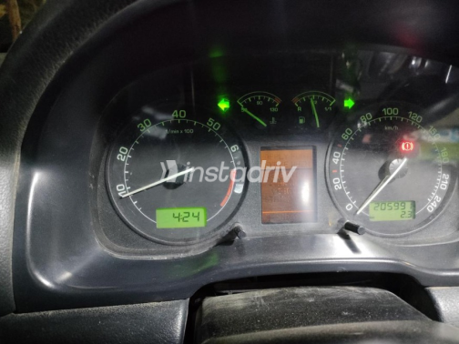 Skoda Octavia A4 2006 Dark Blue Automatic Used for Sale in Cairo - 10