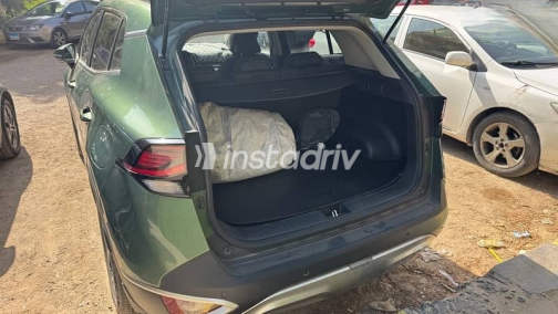 Kia Sportage 2022 Green Automatic Used for Sale in Giza - 7