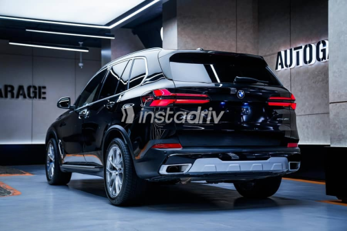 BMW X5 2024 Black Automatic Used for Sale in Waboor Elmayah - 2