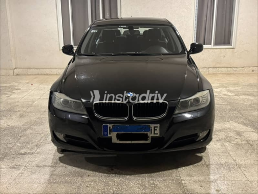 BMW 316 2009 Black Manual Used for Sale in Cairo - 2