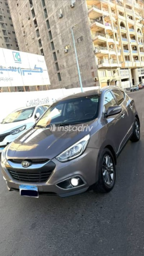 هيونداي IX 35 2016 رمادي أوتوماتيك مستعملة للبيع في الإسكندرية - 1