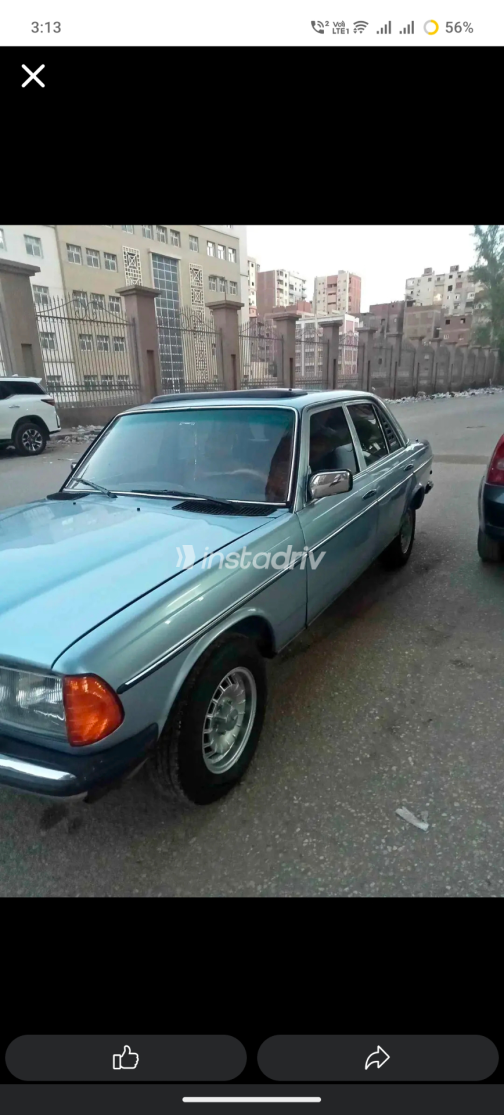 Mercedes E 200 1977 Gray Automatic Used for Sale in Qalyubia - 9