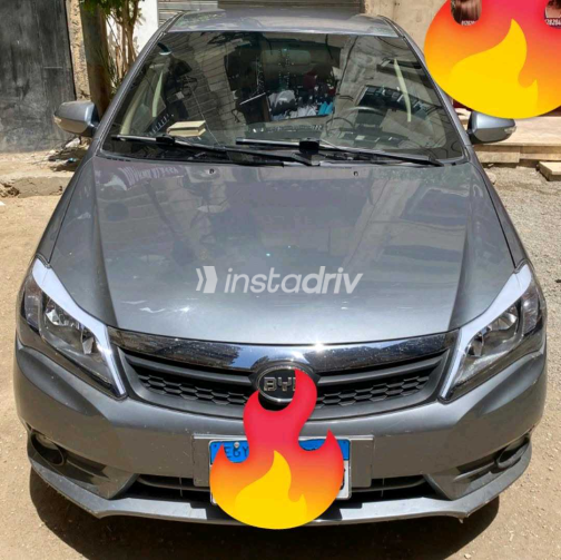 بى واى دى‬ F3 2025 رمادي أوتوماتيك مستعملة للبيع في المعادى - 3