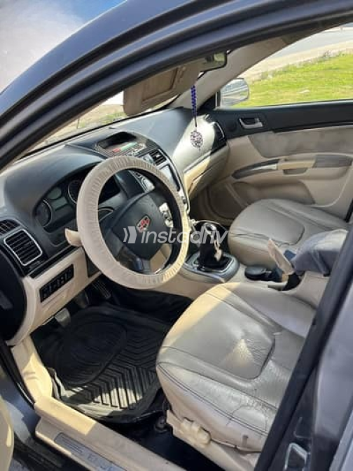 Geely Emgrand 7 2017 Gray Manual Used for Sale in Cairo - 1