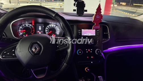 رينو ميجان 2022 رمادي CVT مستعملة للبيع في القاهرة الكبرى ( القاهرة - الجيزة) - 2