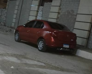 Renault Logan 2017 Red Manual Used for Sale in Greater Cairo ( Cairo + Giza)