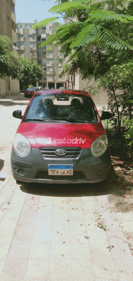 Kia Picanto 2011 Red Manual Used for Sale in Nasr city - 2