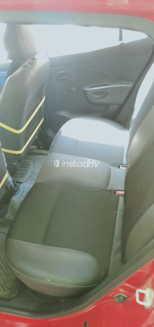 Kia Picanto 2011 Red Manual Used for Sale in Nasr city - 3