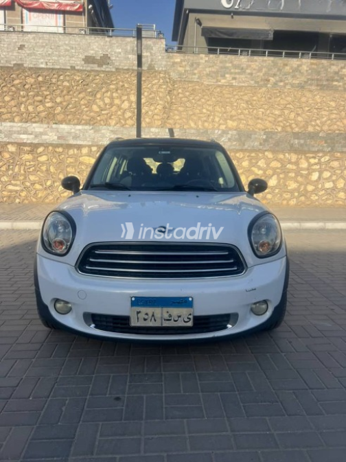 Mini Country man 2014 White Automatic Used for Sale in Heliopolis - 1