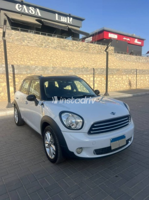 Mini Country man 2014 White Automatic Used for Sale in Heliopolis - 2