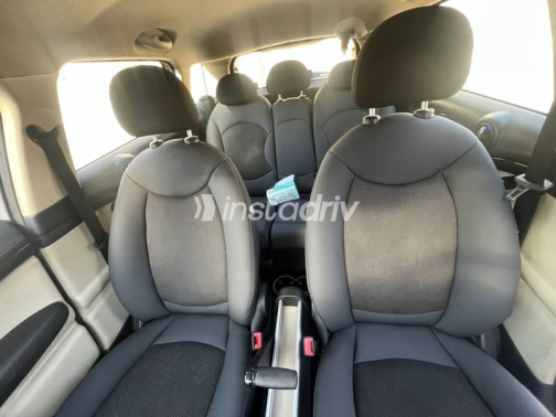 Mini Country man 2014 White Automatic Used for Sale in Heliopolis - 8
