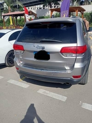 Jeep Grand Cherokee 2016 Silver Automatic Used for Sale in Alexandria