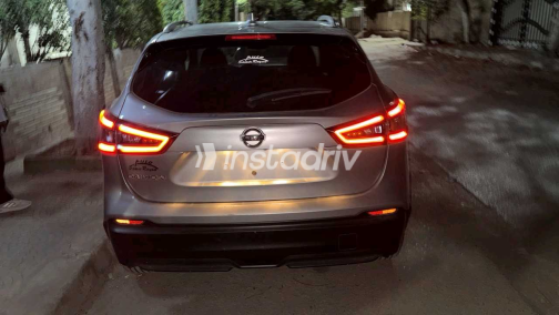 Nissan Qashqai 2021 Silver Automatic Used for Sale in Cairo - 1