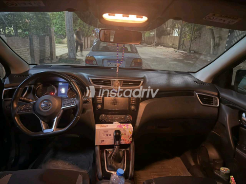 Nissan Qashqai 2021 Silver Automatic Used for Sale in Cairo - 5