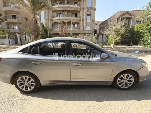 MG 5 2020 White Automatic Used for Sale in Greater Cairo ( Cairo + Giza) - 5