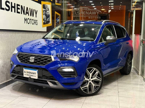 Seat Ateca 2024 Dark Blue Automatic Used for Sale in Damietta - 4