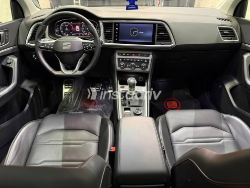 Seat Ateca 2024 Dark Blue Automatic Used for Sale in Damietta - 7