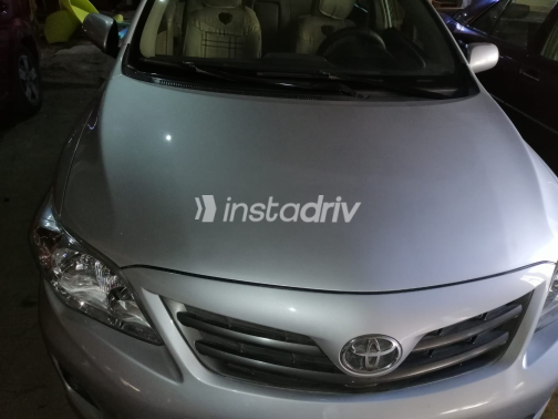 Toyota Corolla 2014 Silver Automatic Used for Sale in Cairo - 5