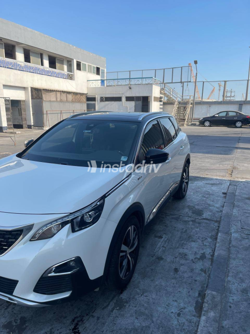 بيجو 3008 2020 أبيض أوتوماتيك مستعملة للبيع في الإسكندرية - 7