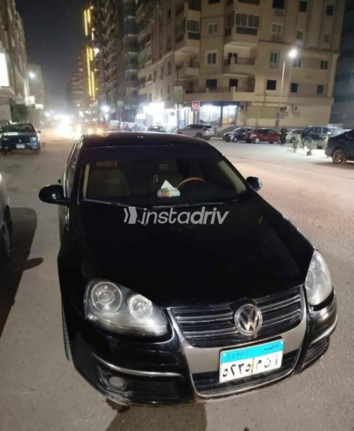 Volkswagen Jetta 2008 Black Automatic Used for Sale in Cairo - 6