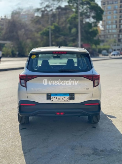 Kia Carens 2024 Silver Automatic Used for Sale in Cairo - 6