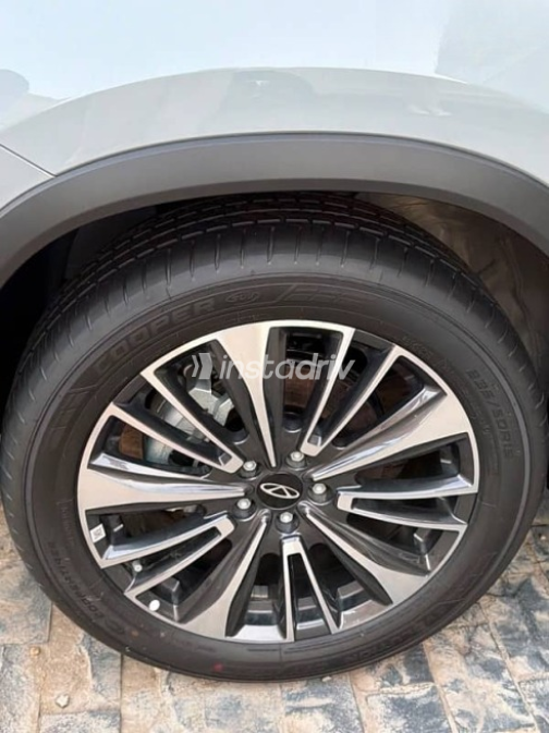 Chery Tiggo 8 Pro Max 2026 Silver Automatic New for Sale in Nasr city - 3