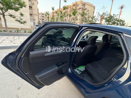 Ford Fusion 2017 Blue Automatic Used for Sale in Madinaty - 5