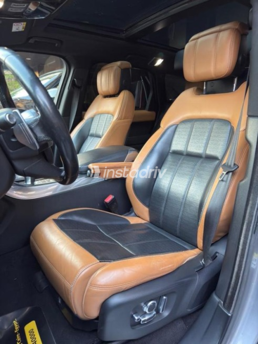 Land Rover Range Rover Sport 2021 Gray Automatic Used for Sale in Cairo - 5