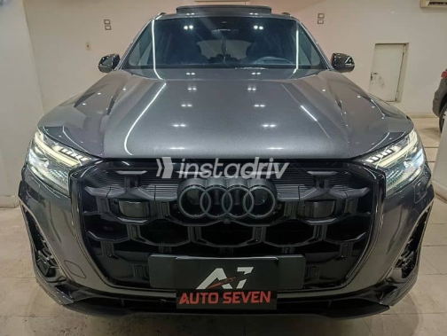 اودي Q7 2025 رمادي أوتوماتيك مستعملة للبيع في مدينة نصر - 2