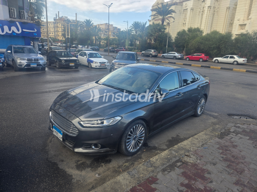 فورد فيوجن 2019 رمادي غامق أوتوماتيك مستعملة للبيع في مدينتى - 6