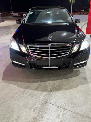 Mercedes E 300 2011 Black Automatic Used for Sale in Mansoura
