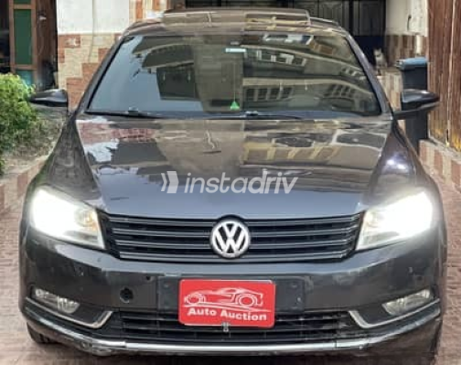 Volkswagen Passat 2011 Brown Automatic Used for Sale in Nasr city - 1