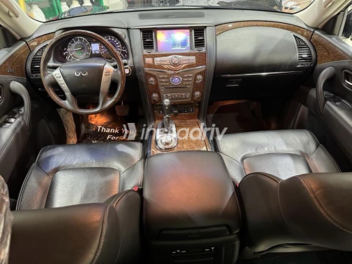 انفينيتي QX70 2016 أبيض أوتوماتيك مستعملة للبيع في شيراتون - 5