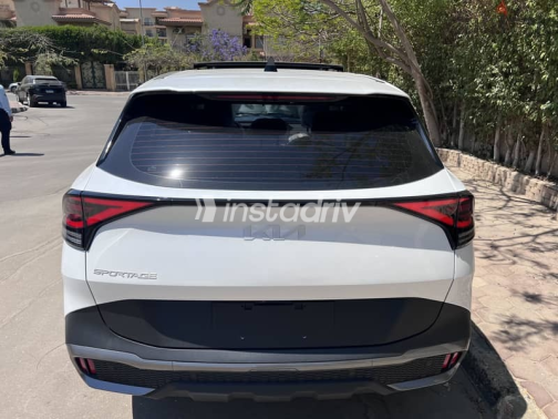 Kia Sportage 2025 White Automatic New for Sale in Cairo - 4