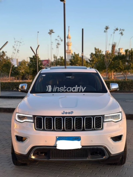 Jeep Grand Cherokee 2020 White Automatic Used for Sale in Giza - 1