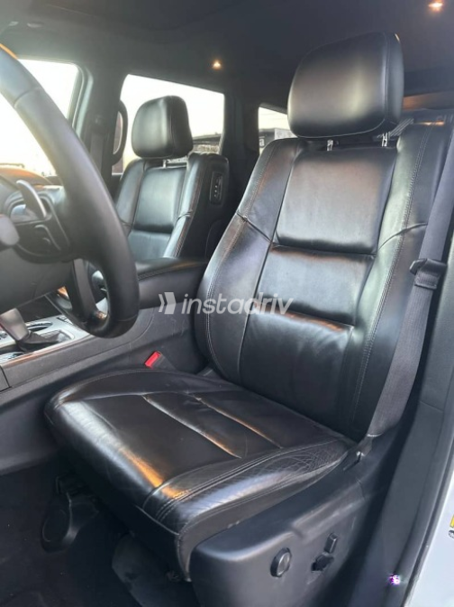 Jeep Grand Cherokee 2020 White Automatic Used for Sale in Giza - 10