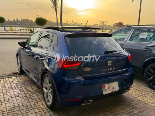 Seat Ibiza 2019 Dark Blue Automatic Used for Sale in Damietta - 2