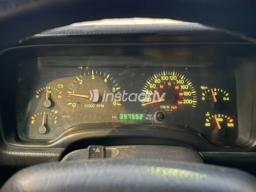 Jeep Cherokee 1999 Burgundy Automatic Used for Sale in Giza - 2