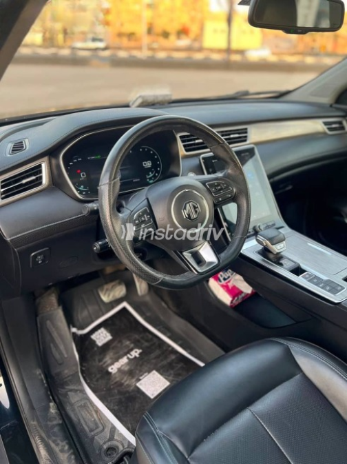 MG Rx5 2024 Black Automatic Used for Sale in Cairo - 6