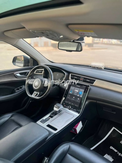 MG Rx5 2024 Black Automatic Used for Sale in Cairo - 8