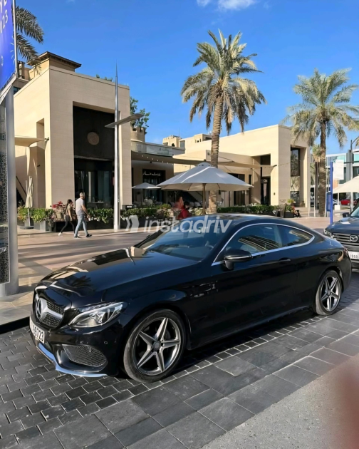 Mercedes C 180 2016 Black Automatic Used for Sale in Giza - 2