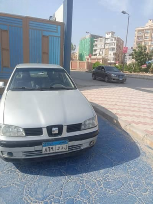 سيات ابيزا 2001 فضي يدوي مستعملة للبيع في المقطم