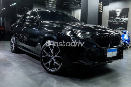 بي ام دبليو X6 M 2025 أسود أوتوماتيك مستعملة للبيع في مدينتى - 3