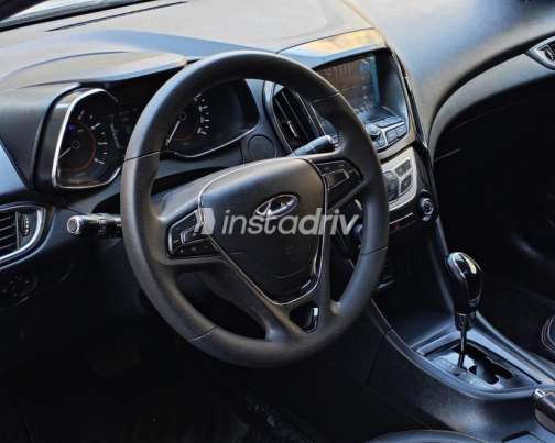 Chery Arrizo 5 2023 Silver Automatic Used for Sale in Nasr city - 4